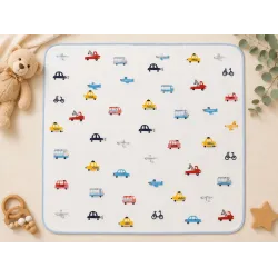 Бебешка муселинова памучна пелена с щампа на коли 80 x 90 см